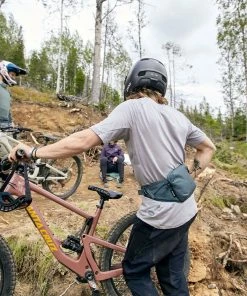 Thule Rail 0,5L Gürteltasche Dark Slate Damen, Herren 15 Thule Rail 0,5L Gürteltasche Dark Slate Damen, Herren -Deuter Shop unnamed file 1071